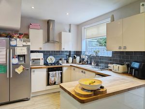 Photo 18- click for photo gallery